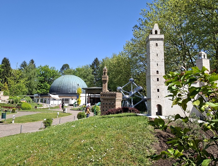 Das Gebäude des Miniversum Planetariums in Klagenfurt am Wörthersee